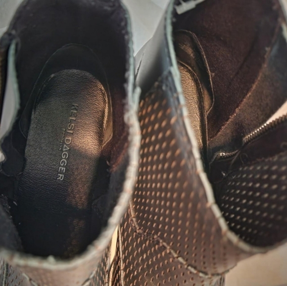 Kelsi Dagger Brooklyn Alaska Bootie - Picture 5 of 5